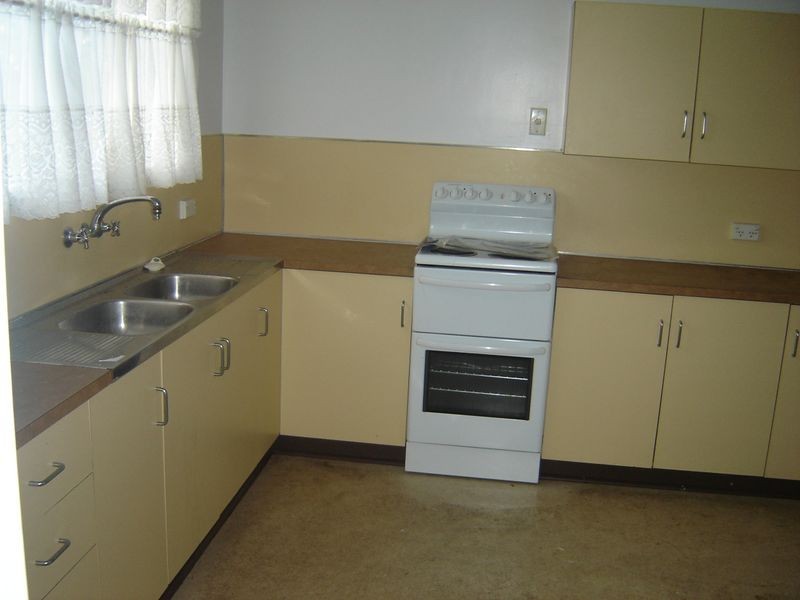 4 Wickham Street, Moranbah QLD 4744