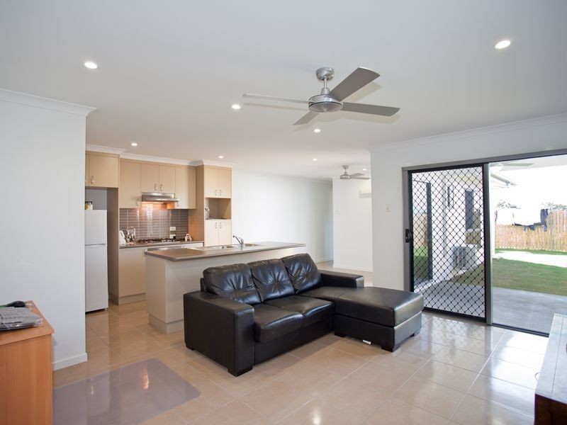 2/14 Maranark Avenue, Glenella QLD 4740