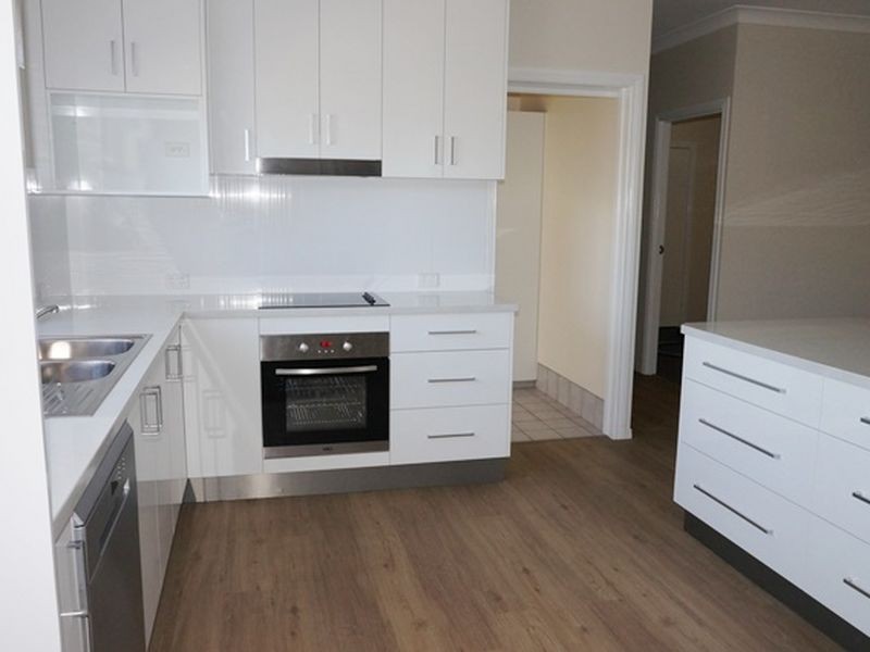 19 Wallace street, Bucasia QLD 4750