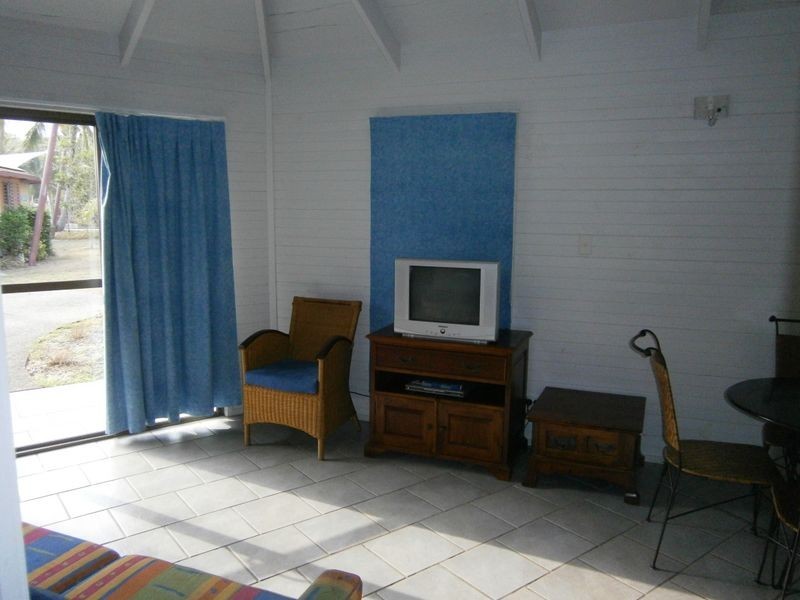 12 Homestead Bay Avenue, Bucasia QLD 4750