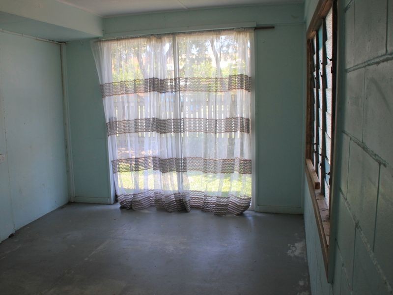 32 Davey St, Glenella QLD 4740