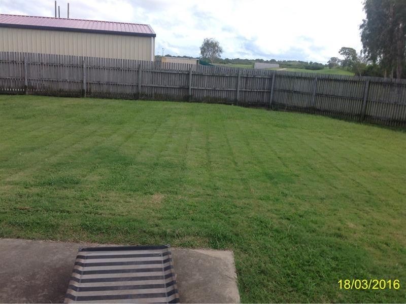 100 Busuttin Drive, Eimeo QLD 4740