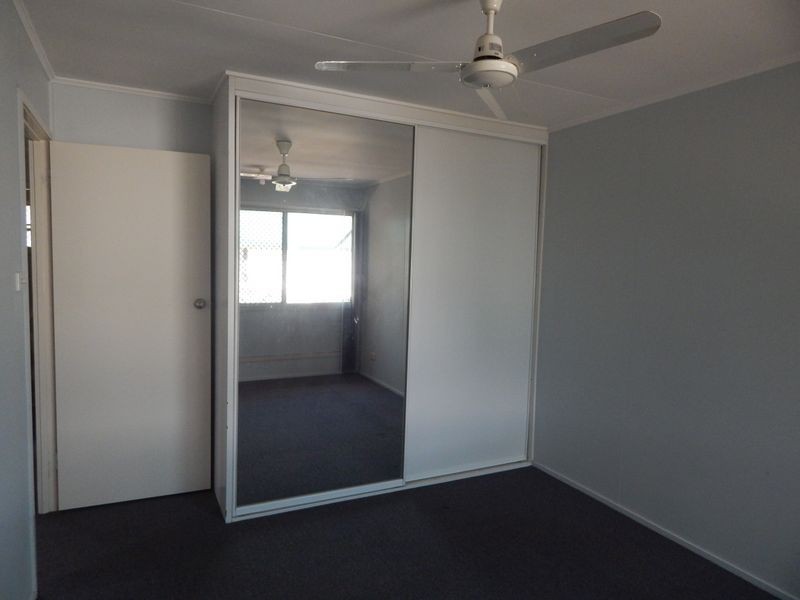 6 Leslie, Moranbah QLD 4744