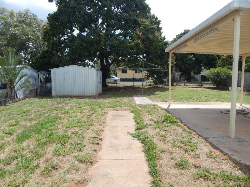 24 Oxley Drive, Moranbah QLD 4744