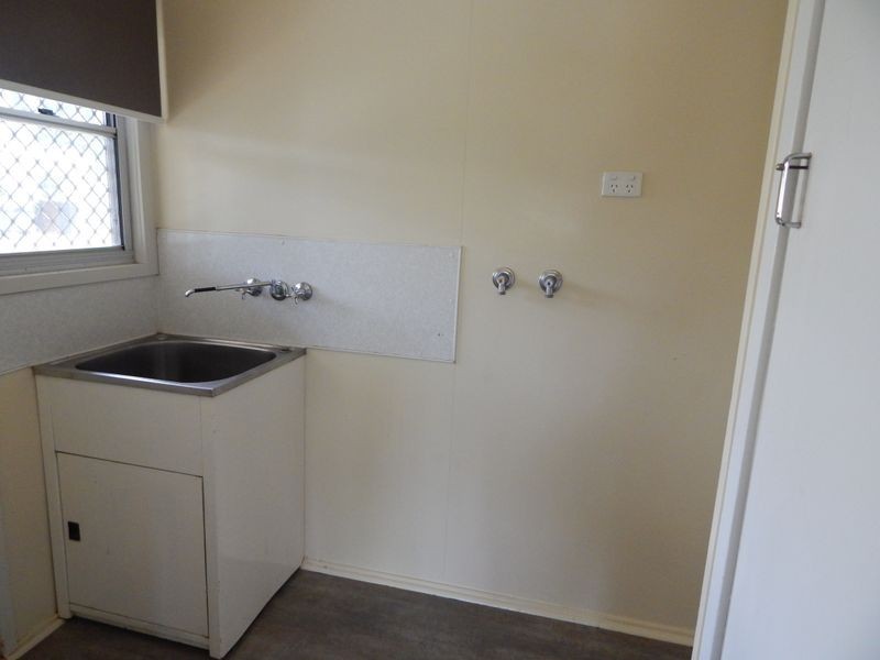 24 Oxley Drive, Moranbah QLD 4744