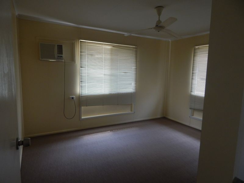 24 Oxley Drive, Moranbah QLD 4744