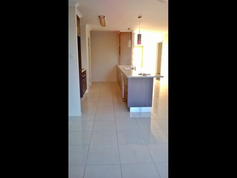 5 Coralie Court, Mirani QLD 4754