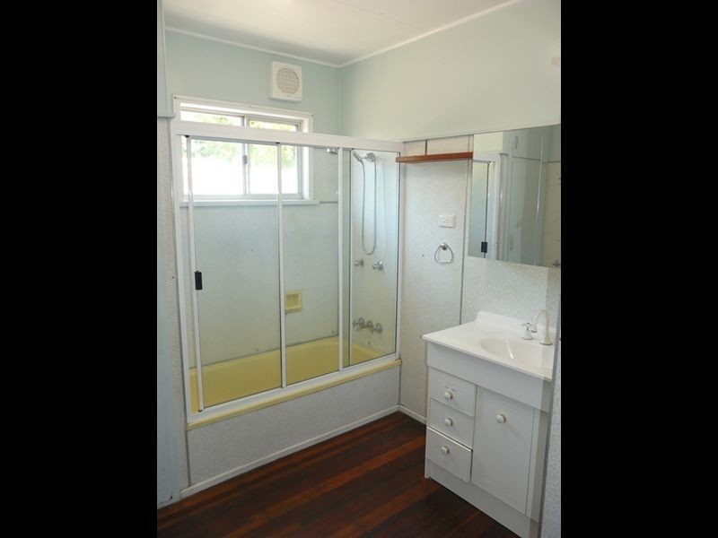 9 Pelican Street, Slade Point QLD 4740