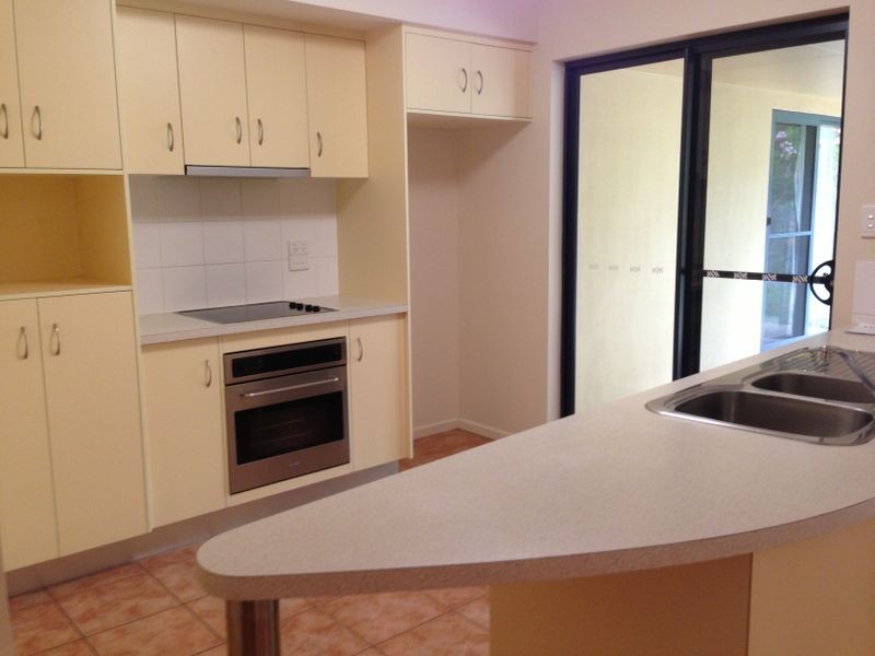 32 Starboard Circuit, Shoal Point QLD 4750