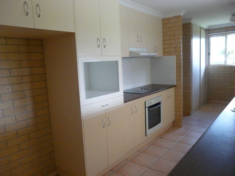 47 Pioneer Street, Glenella QLD 4740