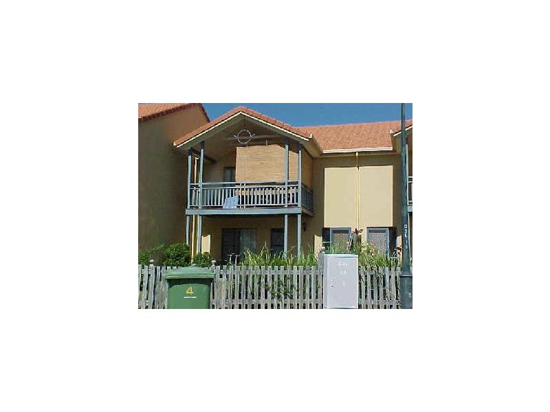 4/25 Beach Road, Dolphin Heads QLD 4740