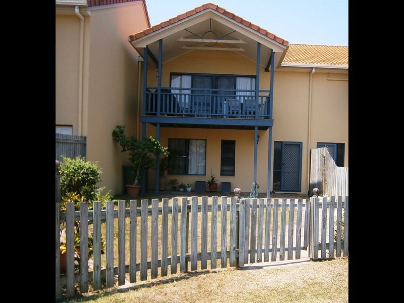 4/25 Beach Road, Dolphin Heads QLD 4740