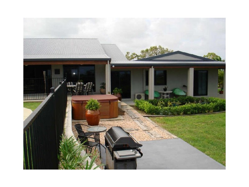 Lynette Drive, Nindaroo QLD 4740