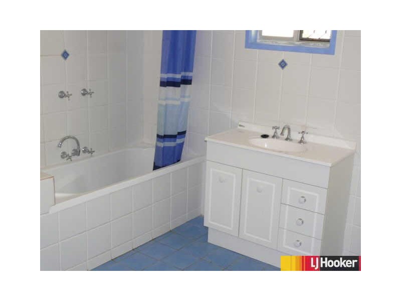 22 Holmes Drive, Beaconsfield QLD 4740