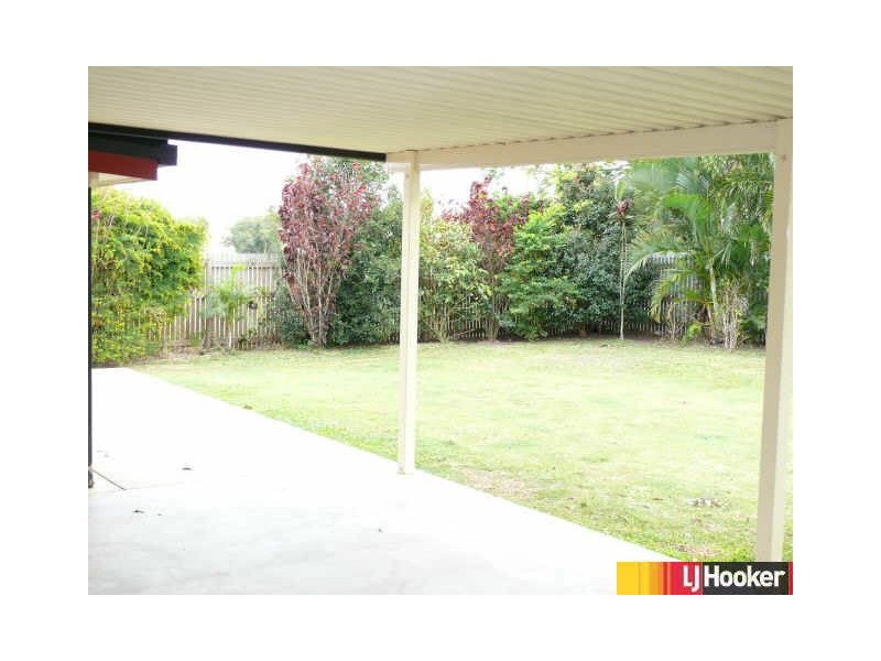 22 Holmes Drive, Beaconsfield QLD 4740
