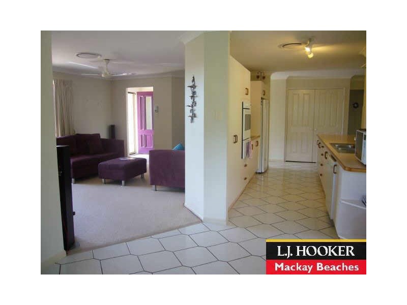 84 Pacific Drive, Blacks Beach QLD 4740