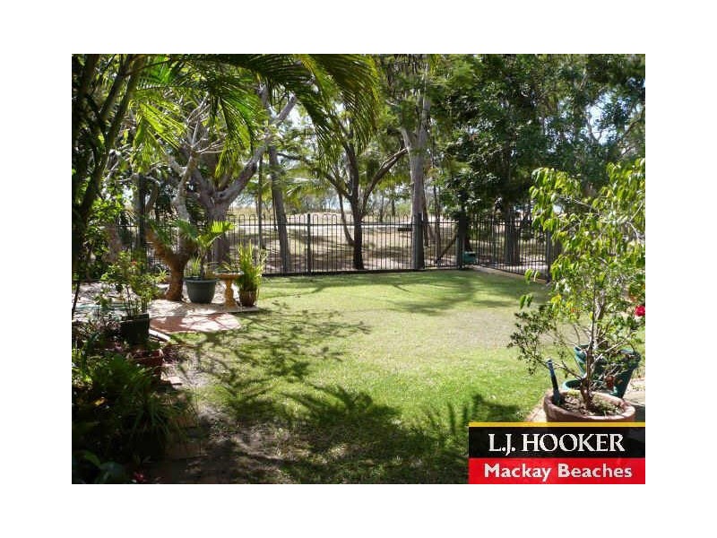 65 The Esplanade, Bucasia QLD 4750
