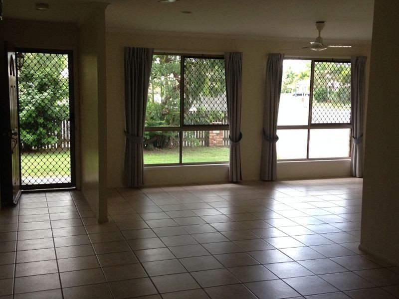 120 Broomdykes Drive, Beaconsfield QLD 4740