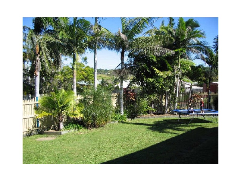 9 Marzan Street, Rural View QLD 4740