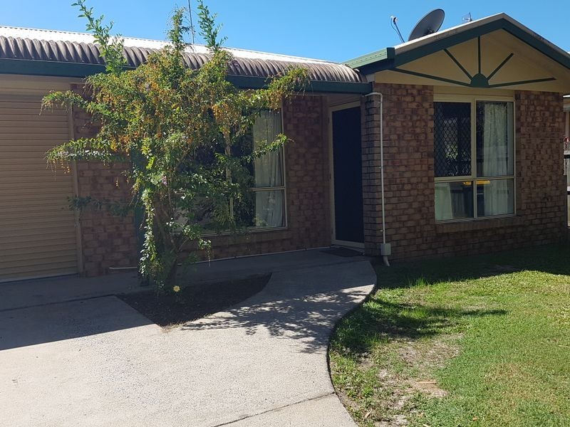 2/18 Robb Place, South Mackay QLD 4740