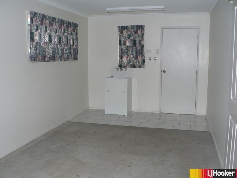 2/18 Robb Place, South Mackay QLD 4740