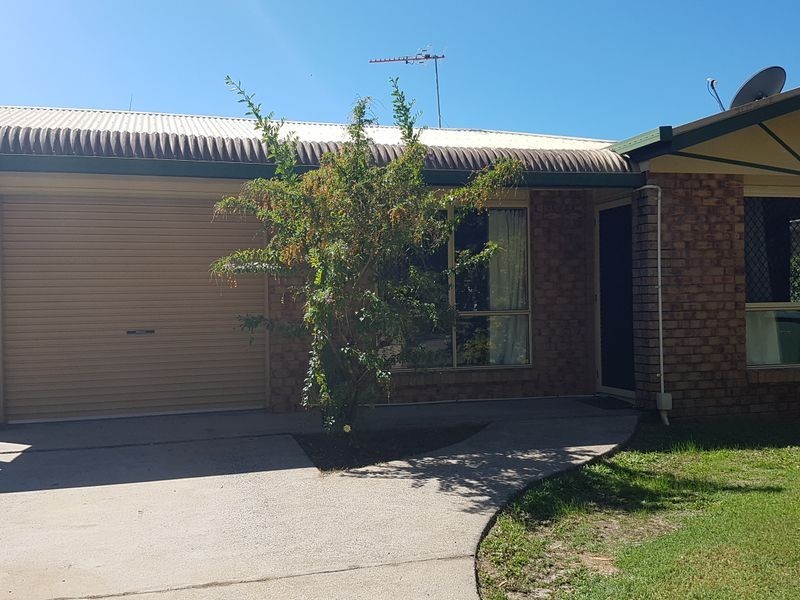 2/18 Robb Place, South Mackay QLD 4740