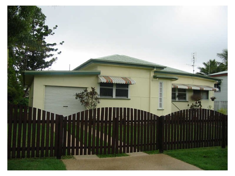 10 Schaeffer Street, West Mackay QLD 4740