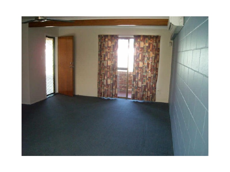 2/10 Ungerer Street, North Mackay QLD 4740