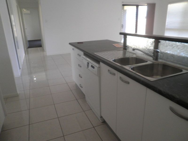 51 Waverley Street, Bucasia QLD 4750