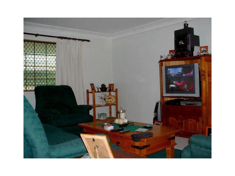 2 Townsend Street, Bucasia QLD 4750