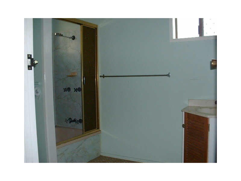 2 Townsend Street, Bucasia QLD 4750