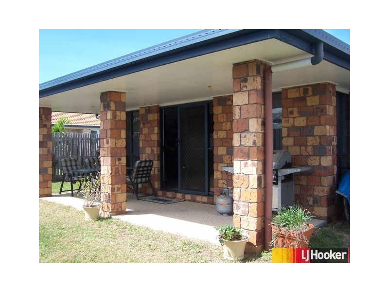 18 Marine Parade, Bucasia QLD 4750