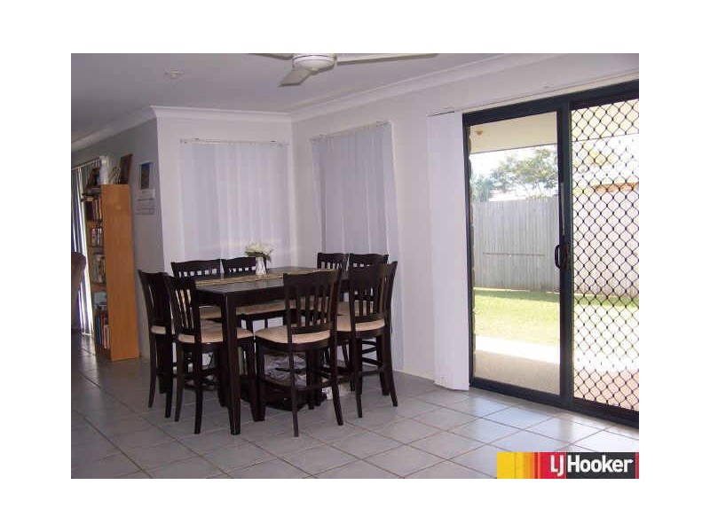 18 Marine Parade, Bucasia QLD 4750