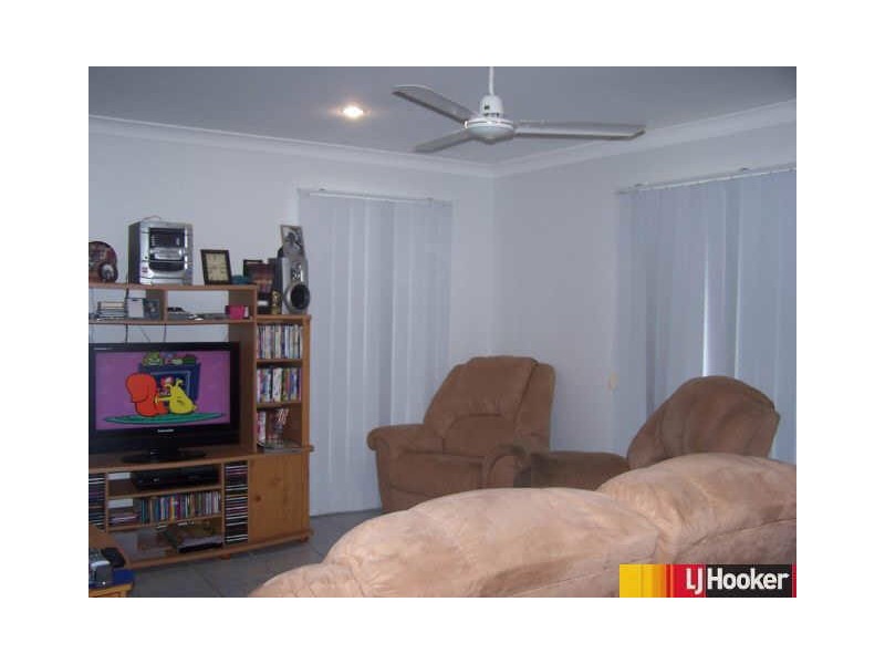 18 Marine Parade, Bucasia QLD 4750