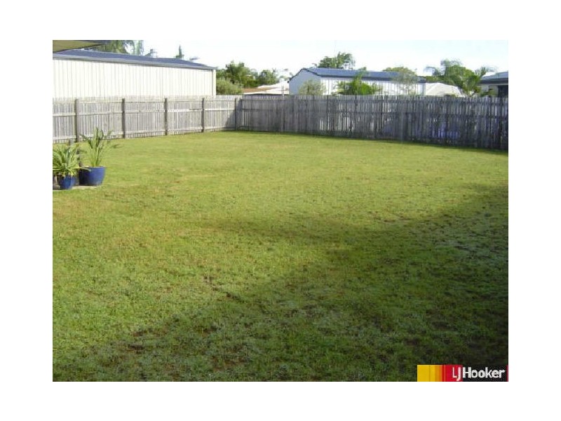 20 Michelle Crescent, Bucasia QLD 4750
