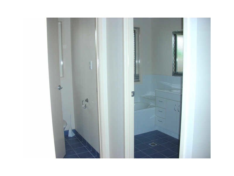 17 Crofton Close, Rural View QLD 4740