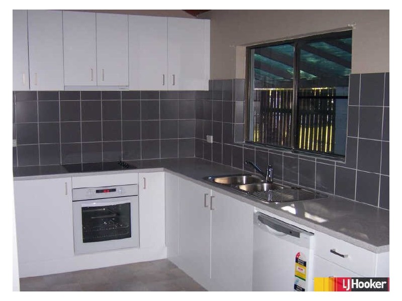 73 Geoffrey Thomas Drive, Bucasia QLD 4750