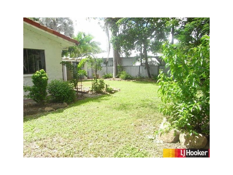 73 Geoffrey Thomas Drive, Bucasia QLD 4750