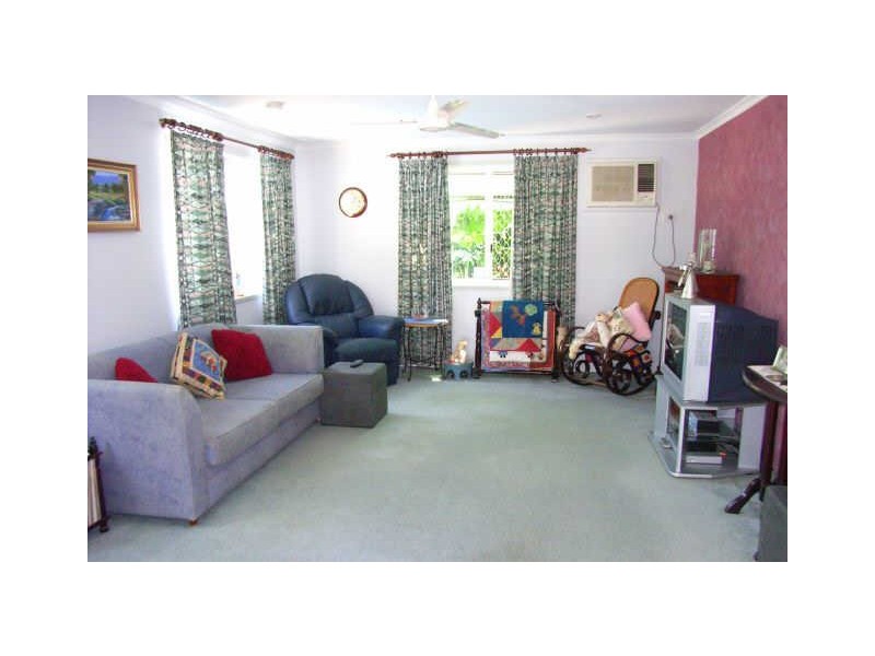 8 Wilson Court, Eimeo QLD 4740