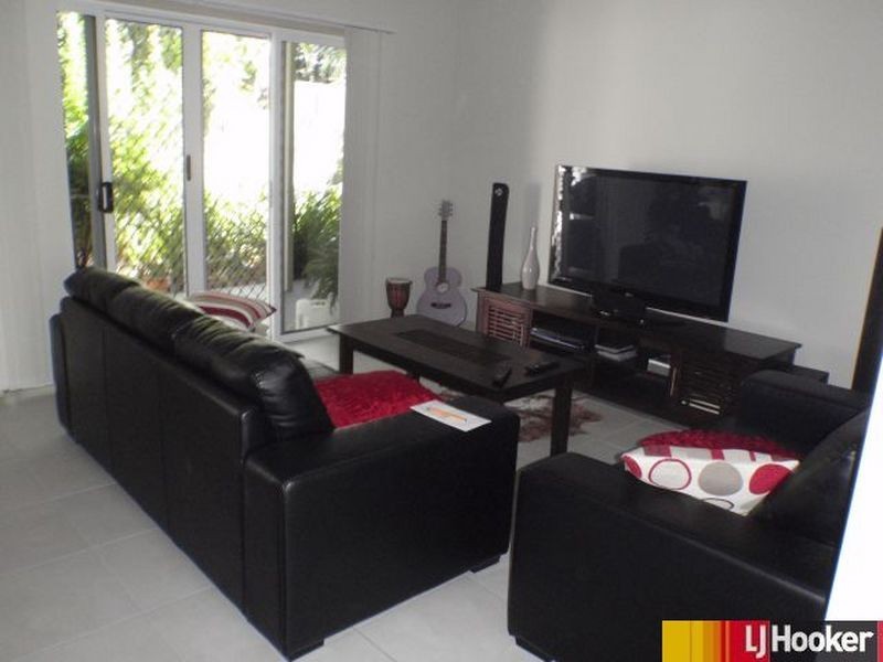 4/8 Admiral Drive, Dolphin Heads QLD 4740