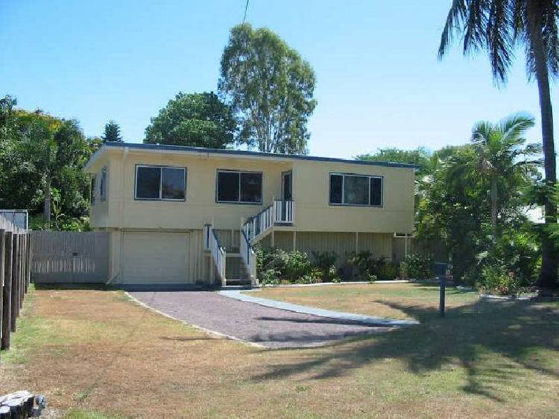 5 Brampton Avenue, Bucasia QLD 4750