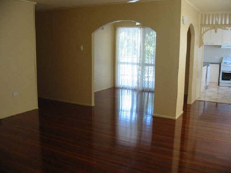 5 Brampton Avenue, Bucasia QLD 4750