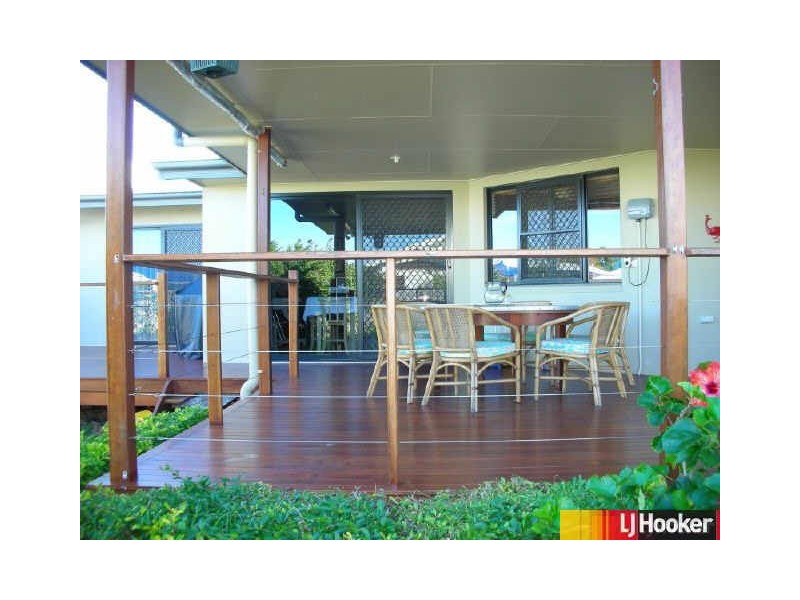 2 Navigator Court, Shoal Point QLD 4750