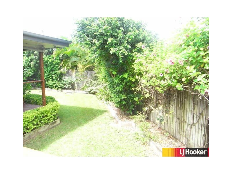 2 Navigator Court, Shoal Point QLD 4750