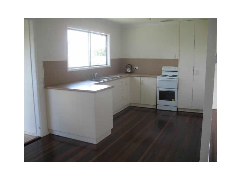 33 Mengel Street, Mackay QLD 4740