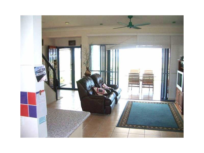 46 Pacific Esplanade, Slade Point QLD 4740