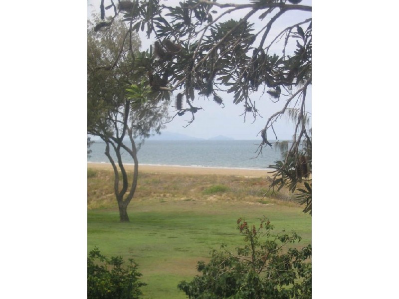 Bungalow 3 Ko-Huna Resort, Bucasia QLD 4750