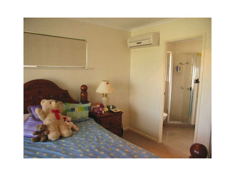 7 Townsend Street, Bucasia QLD 4750