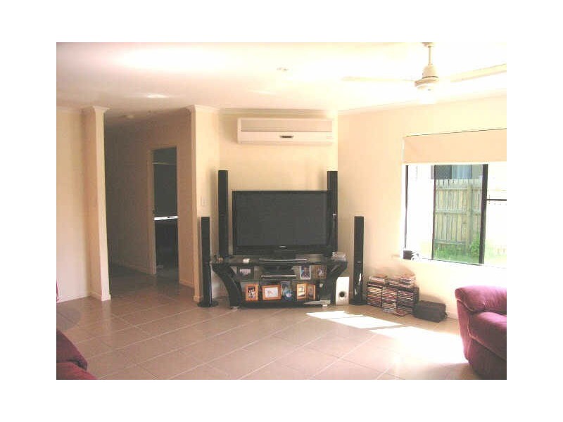 7 Townsend Street, Bucasia QLD 4750