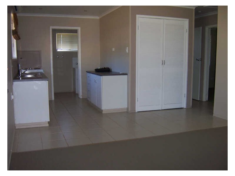 2/13 Osprey Close, Slade Point QLD 4740